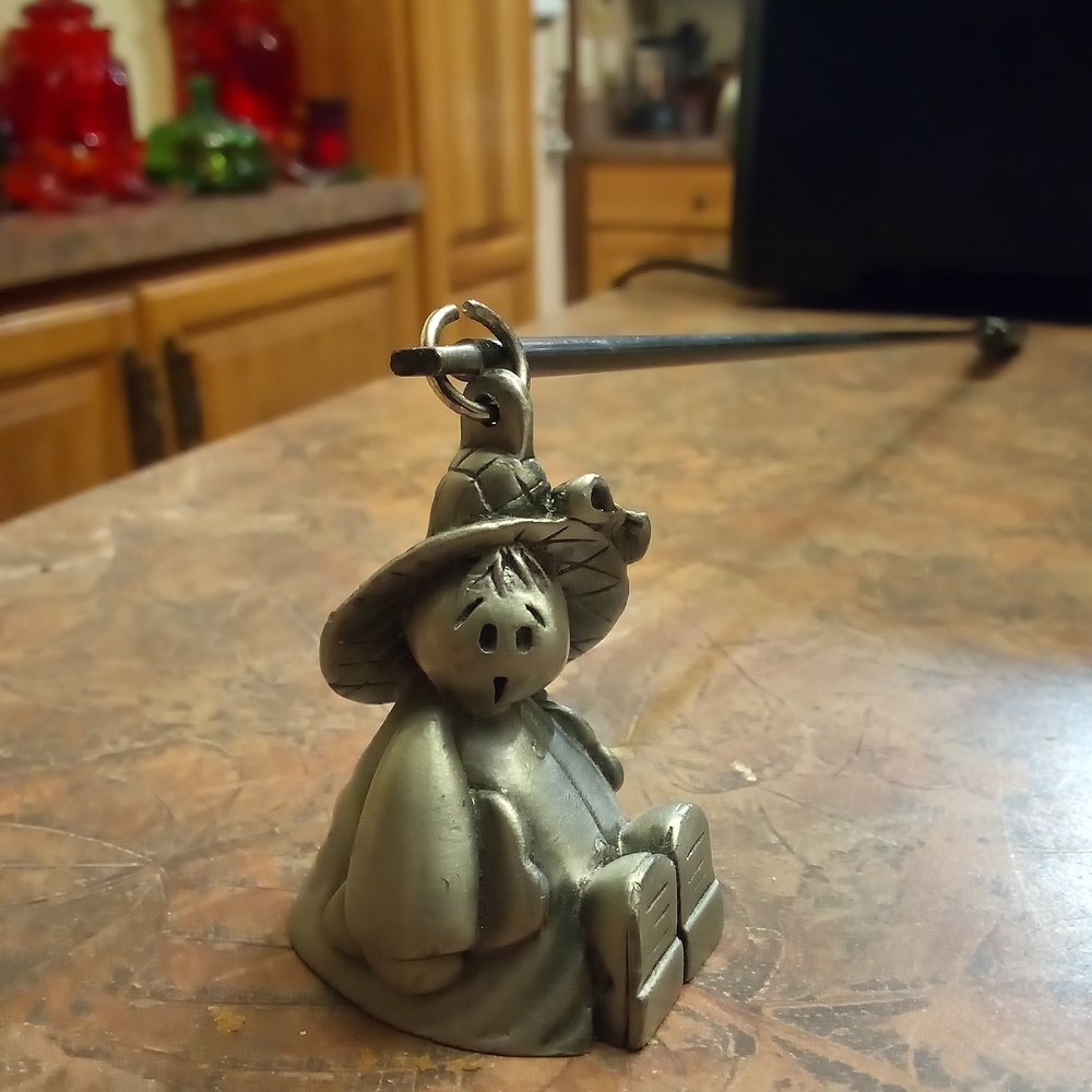 Vintage Pewter Candle Snuffer. - Picture 5 of 14